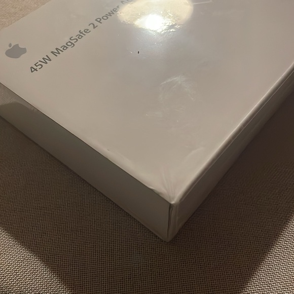 NIB Apple 45W MagSafe 2 Power Adapter - Picture 4 of 6